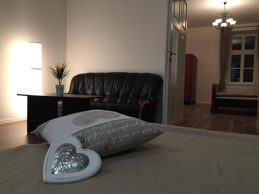 Apartments Corso 兹诺伊莫 外观 照片