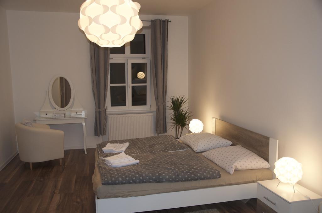 Apartments Corso 兹诺伊莫 外观 照片