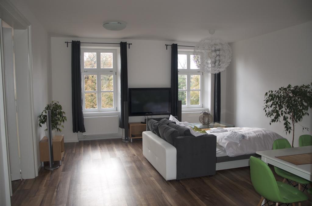 Apartments Corso 兹诺伊莫 外观 照片