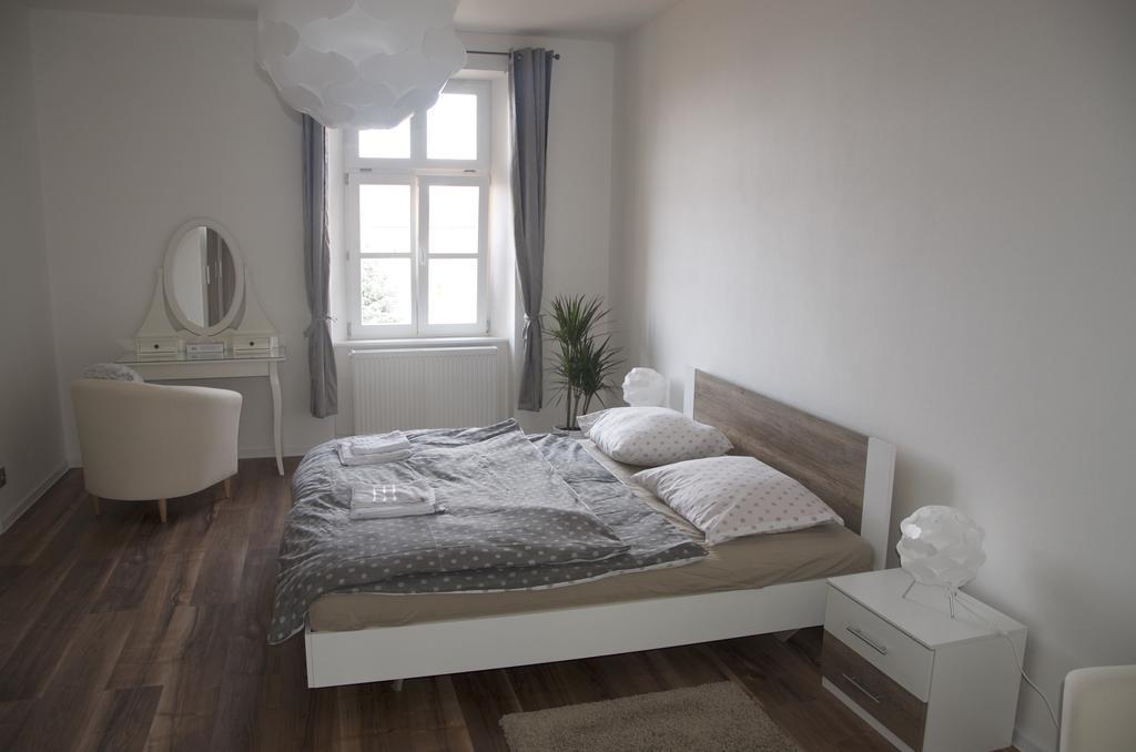 Apartments Corso 兹诺伊莫 外观 照片
